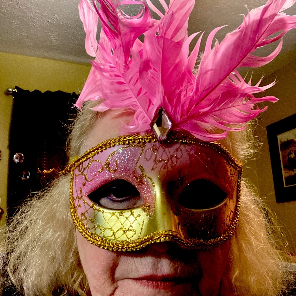 Meet your Posher, Linda